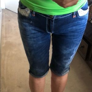 Price your price please Brand new knee length jeans